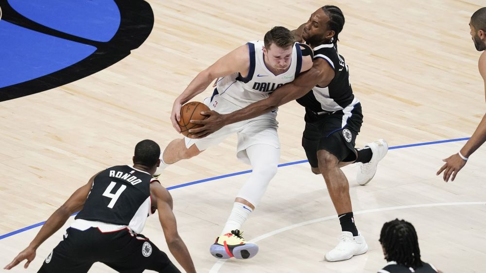 爱游戏平台 -风云突变山东男篮转会期调整名单，NBA常规赛版图或变，赛场秩序良好，细节决定成败的简单介绍